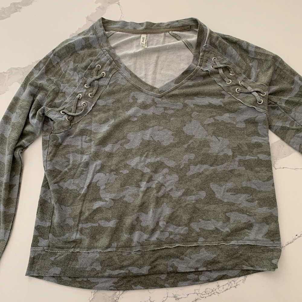 Nuff Camouflage Long Sleeve